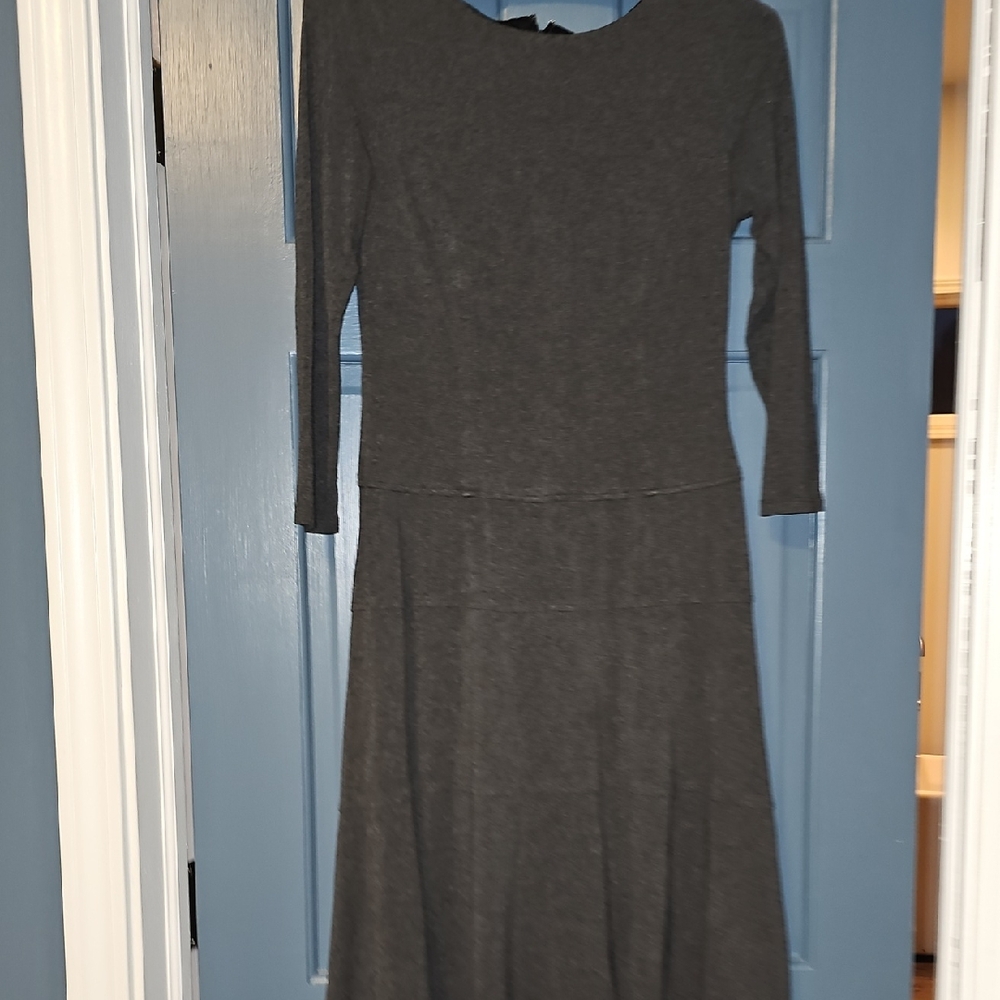 Anne Klein Dress Charcoal Gray 3/4 Sleeve Casual Modern Midi Size 2 Stretch